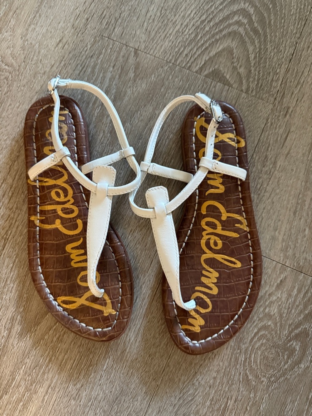 Sam Edelman White Leather T-Strap Croc-Textured Footbed Sandals